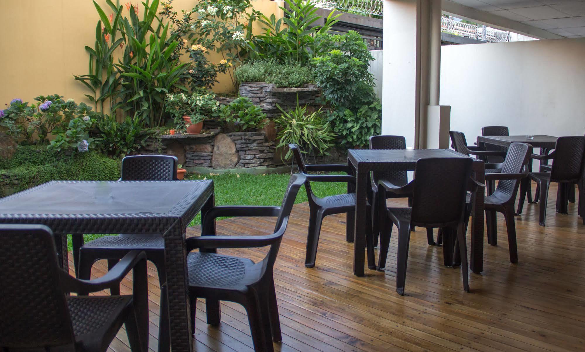 María José Suites San Salvador Esterno foto